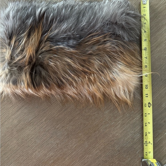Adrienne Landau Fox Fur Scarf - Picture 7 of 7